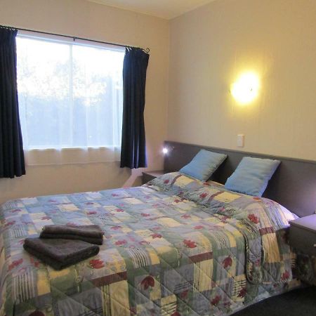 Beachside Sunnyvale Motel Піктон Екстер'єр фото