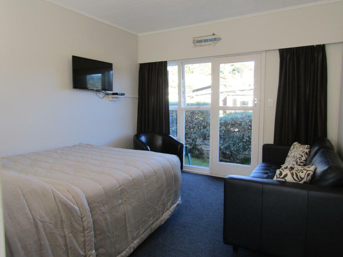 Beachside Sunnyvale Motel Піктон Екстер'єр фото