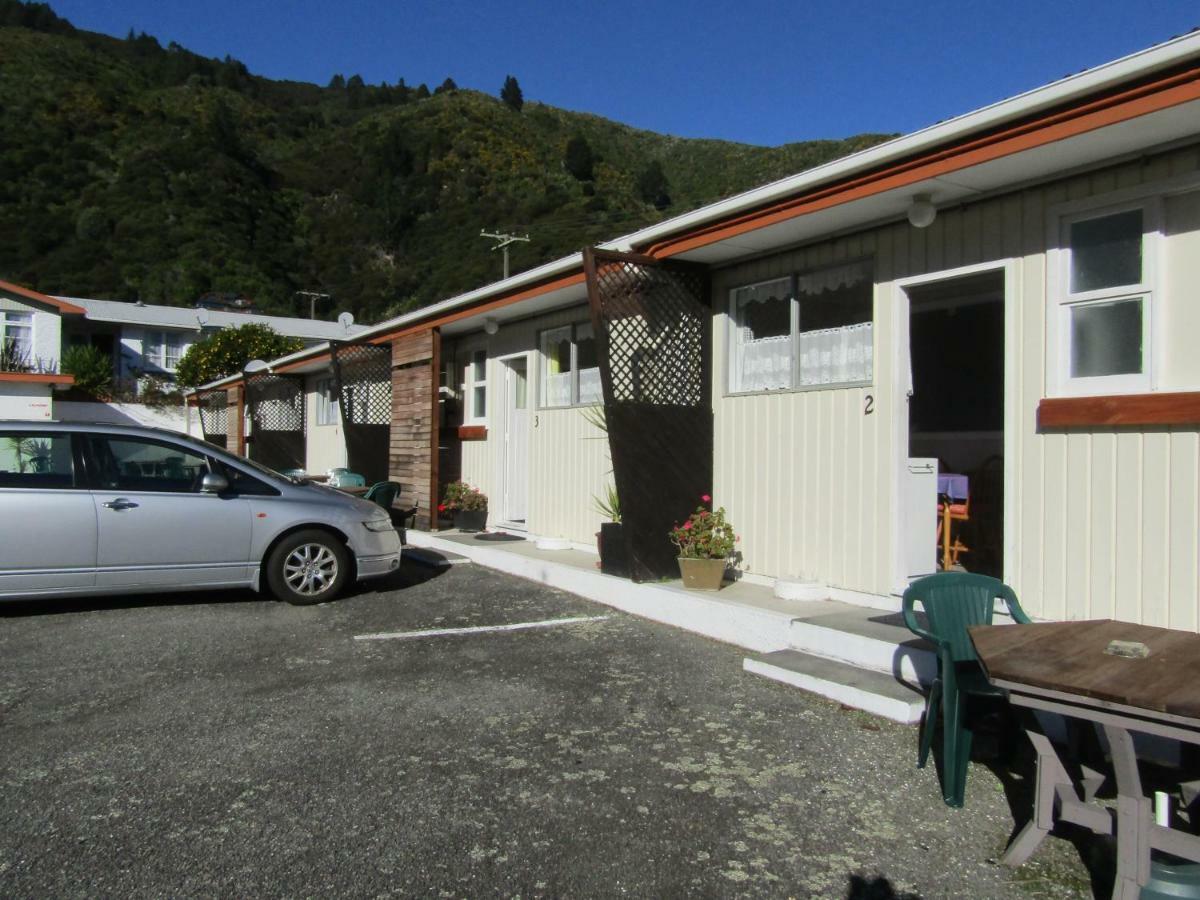 Beachside Sunnyvale Motel Піктон Екстер'єр фото