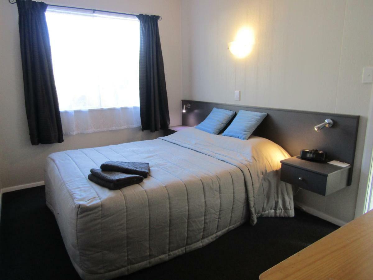 Beachside Sunnyvale Motel Піктон Екстер'єр фото